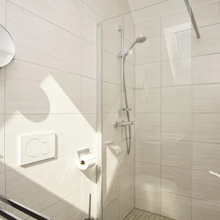 Apartamento Rex Rugia Fewo12-6 Mit Schwimmbad Und Saunanutzung Im Ahoi-erlebnisbad Sellin