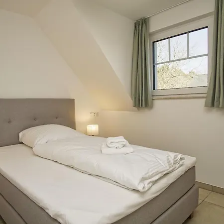 Rex Rugia Fewo12-6 Mit Schwimmbad Und Saunanutzung Im Ahoi-erlebnisbad Sellin *