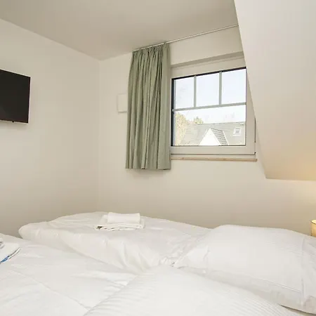 Rex Rugia Fewo12-6 Mit Schwimmbad Und Saunanutzung Im Ahoi-erlebnisbad Sellin